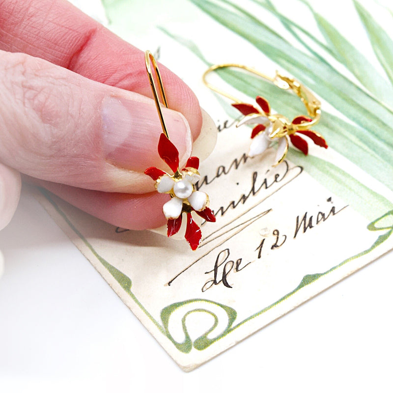 Drop Red and White Flower Earrings by Eric et Lydie
