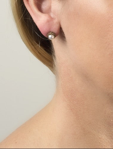 Pearl Stud Earrings by Atelier Godolé