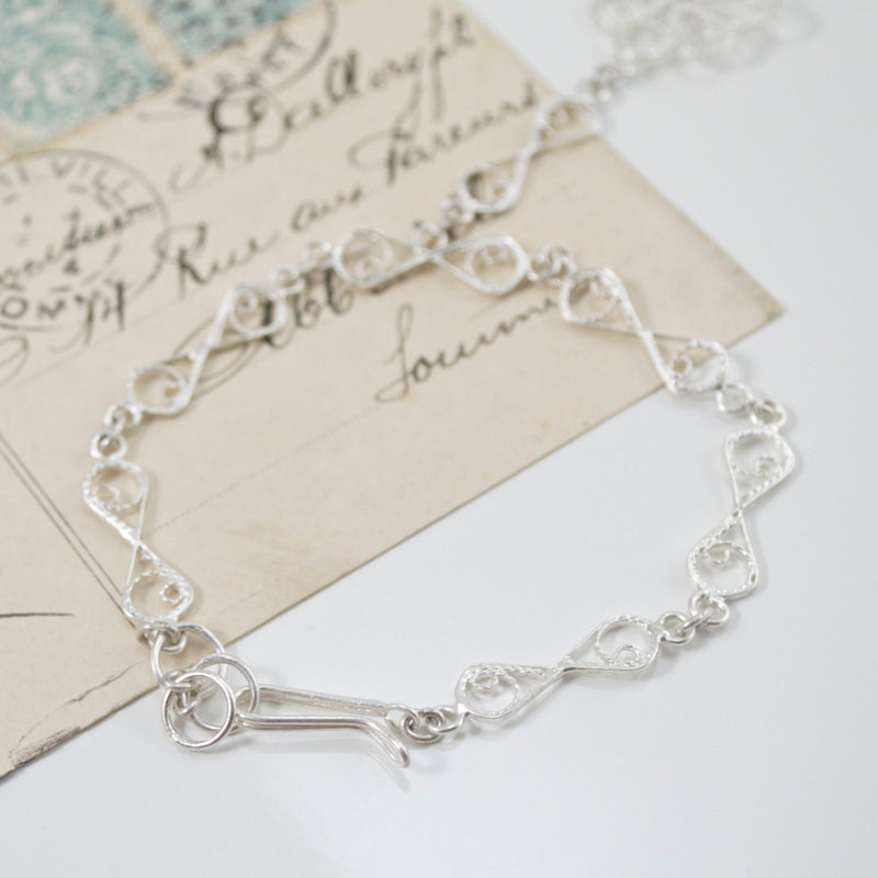 Henna Filigree Silver Chain Bracelet - Ring Size 8