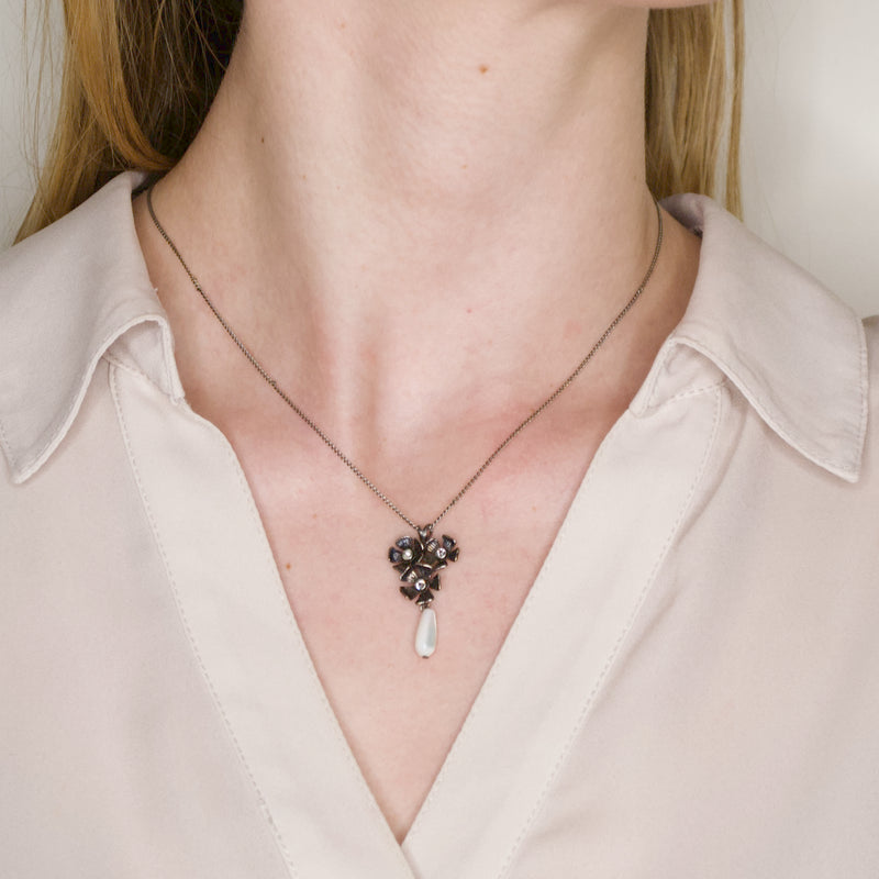 Delightful Flower and Pearl Necklace by Eric et Lydie