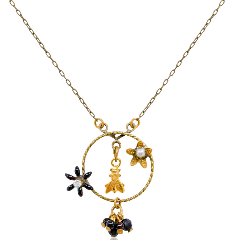 Bumble Bee in Flower Field Pearl Pendant Necklace by Eric et Lydie