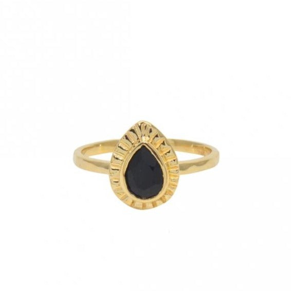 Chic Black Onyx Gold Plated Ring- Size 6.5