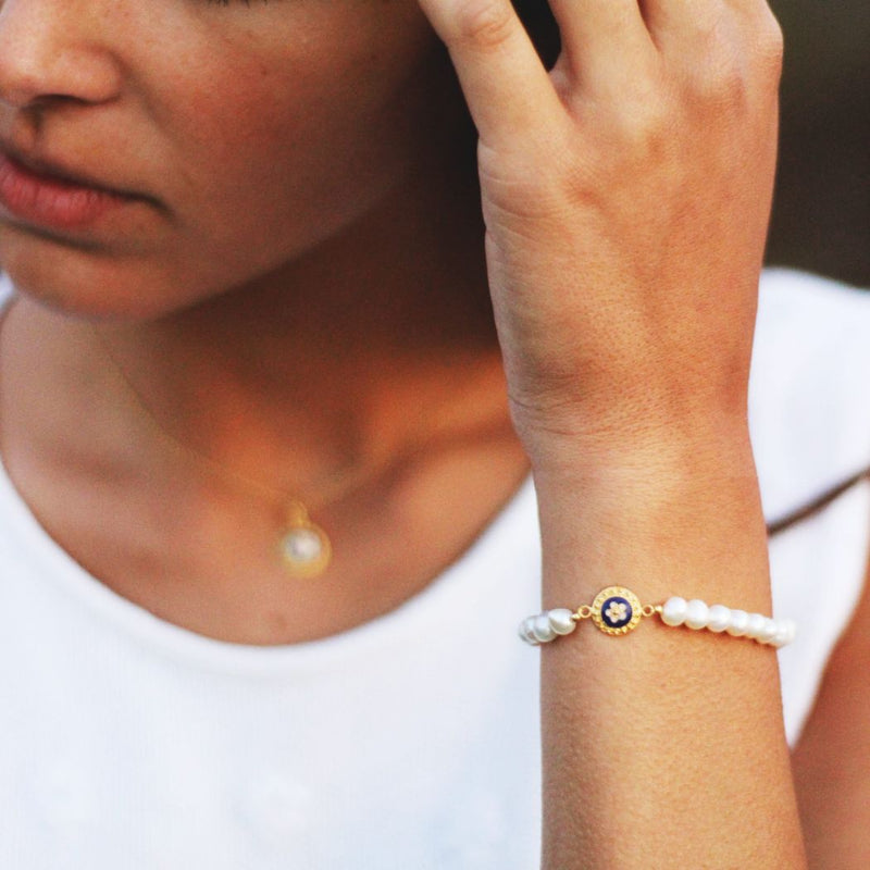 Caramujo Pearl Bracelet - Red